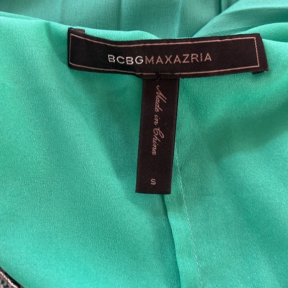 BCBG green goddess dress. Size S. Length altered but never worn - Picture 5 of 5